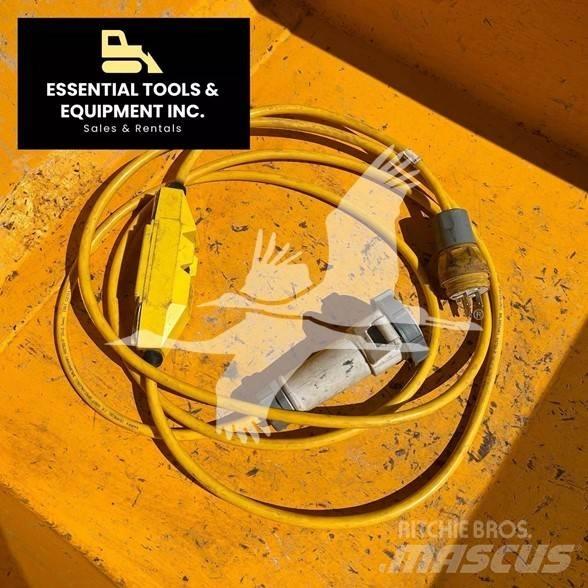 JCB HTD5E サイト　ダンプ
