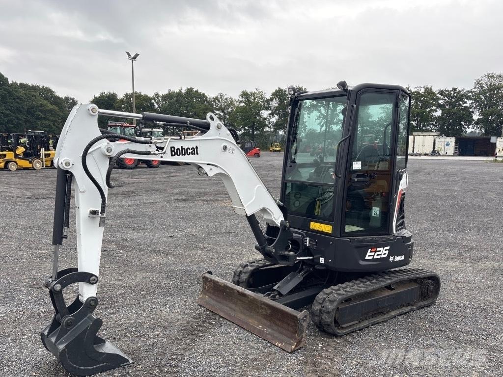 Bobcat E 26 ミニ油圧ショベル 7t以下（ミニユンボ・ミニディガー）