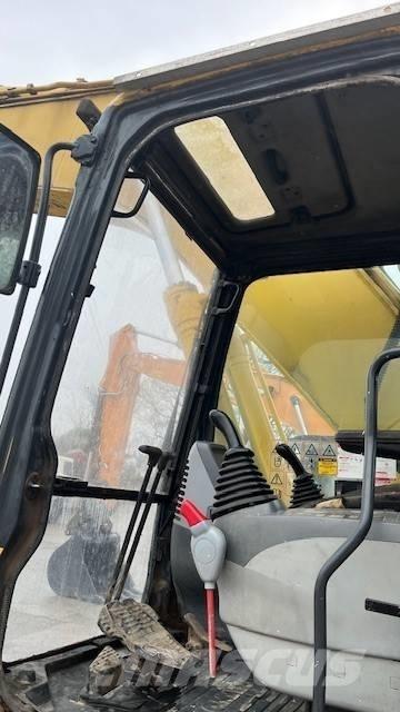 Komatsu PC 210-7 大型油圧ショベル12t以上（パワーショベル・ユンボ）