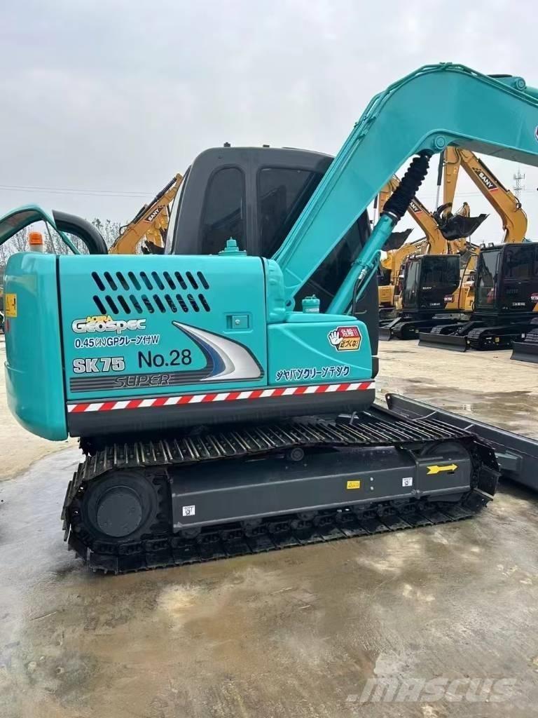 Kobelco SK 75 大型油圧ショベル12t以上（パワーショベル・ユンボ）