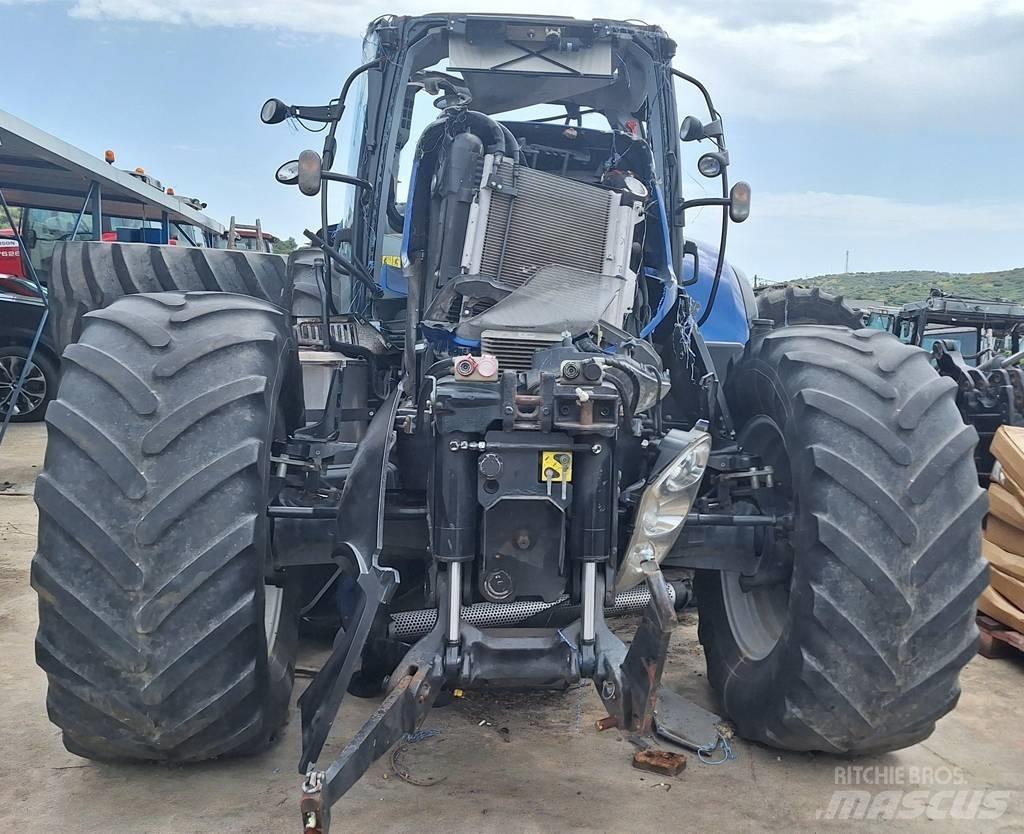 New Holland T 7.270 トラクター