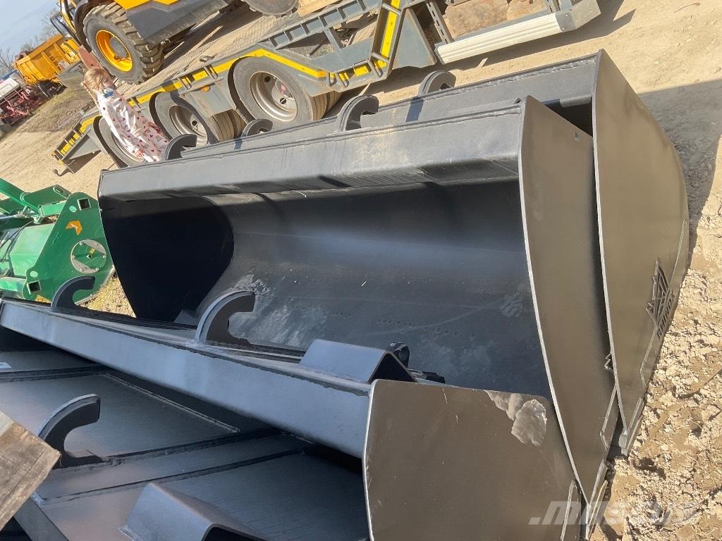 Rhino x Bucket バケット