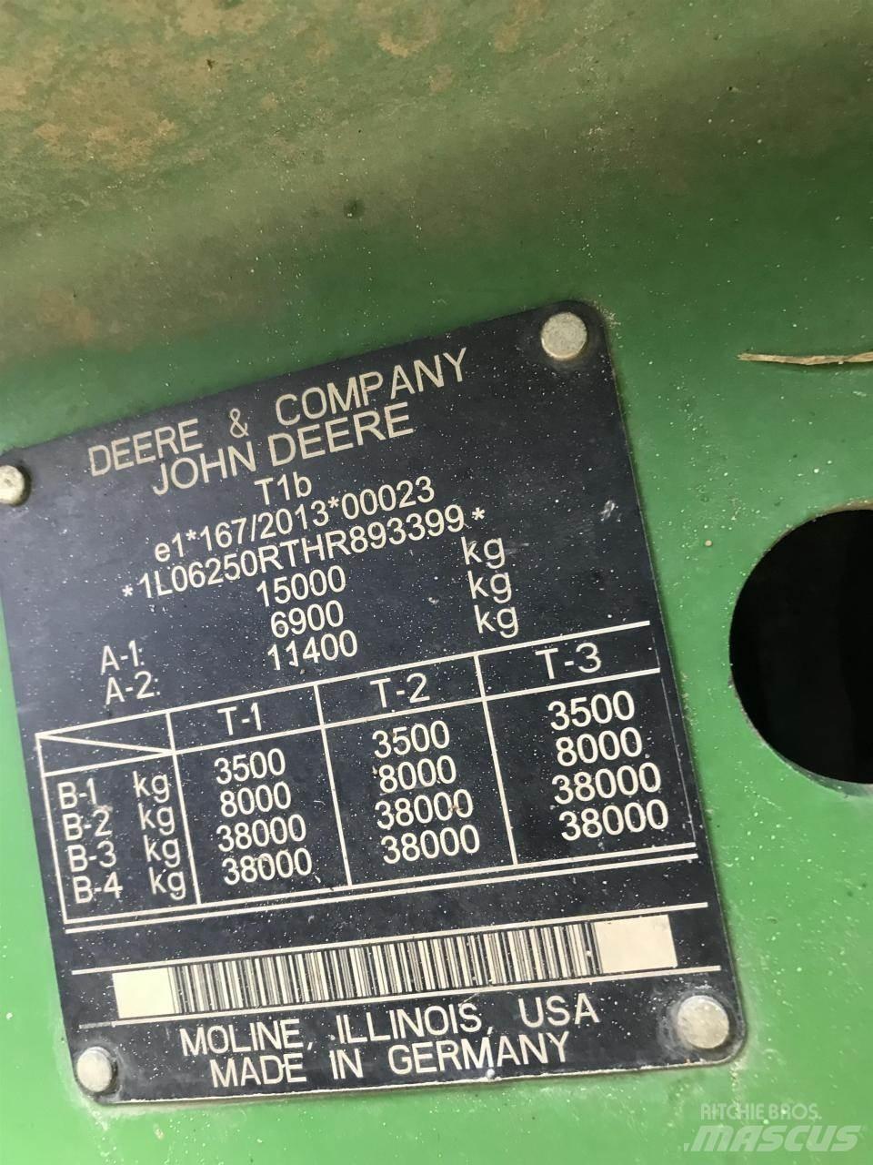 John Deere 6250R トラクター