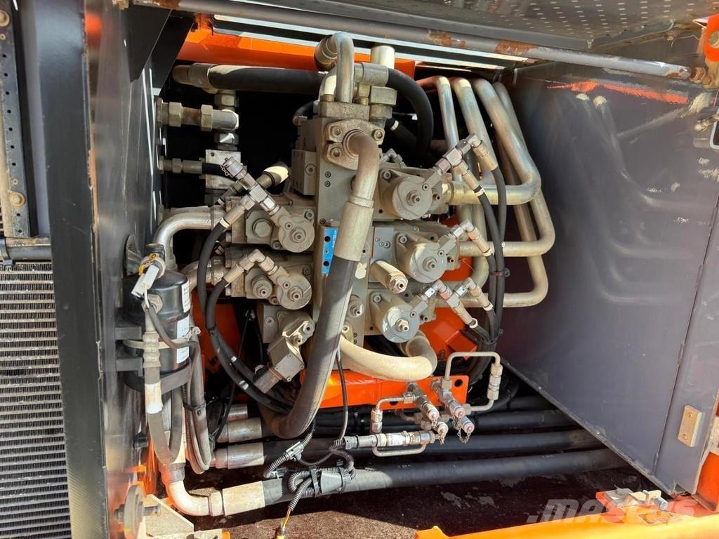 Atlas 350 MH 廃棄物／工業産廃処理機