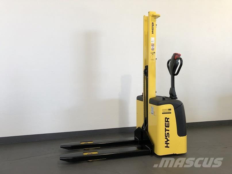 Hyster SC1.0 自走式スタッカー