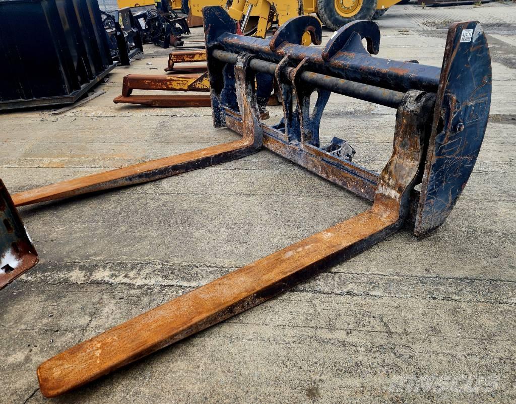 CAT Forks フォーク