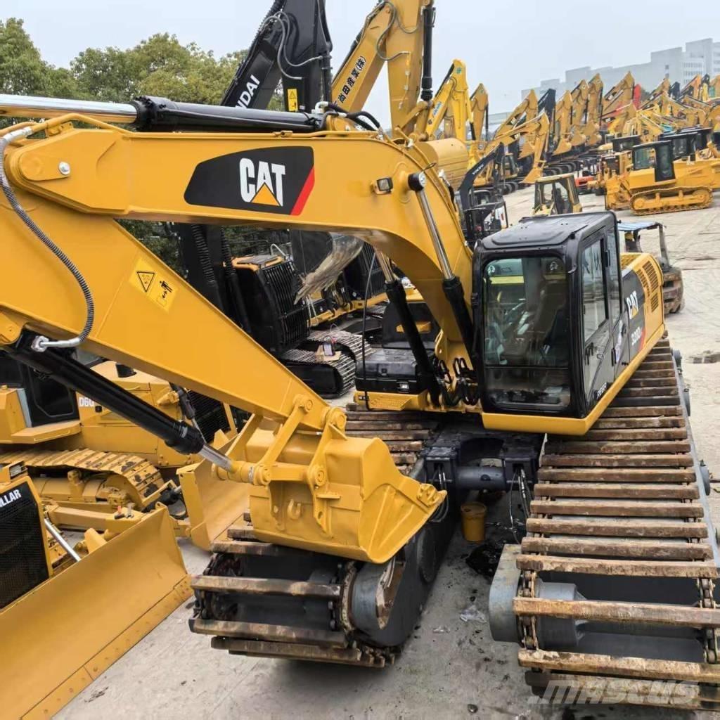 CAT 320 D 水陸両用油圧ショベル、ユンボ