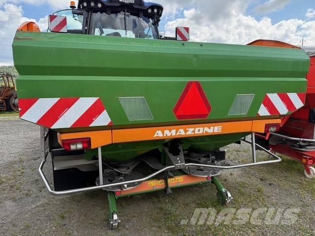 Amazone ZA-TS 4200 ミネラル散布機