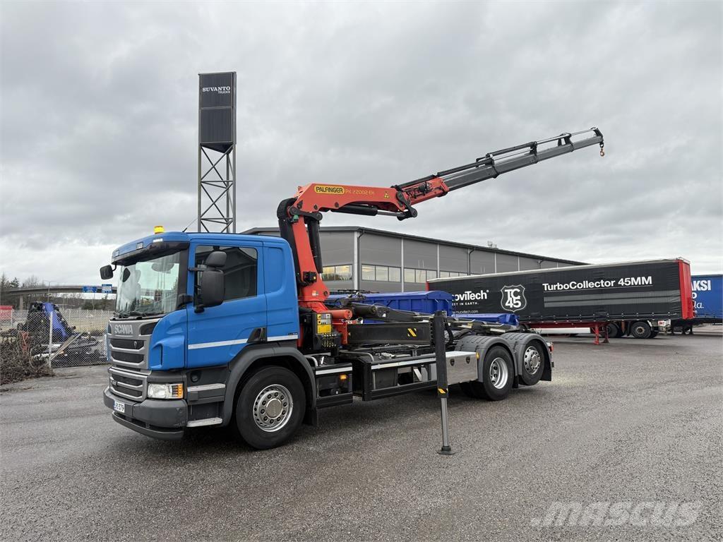 Scania P 410 6X2 クレーントラック、ユニック車