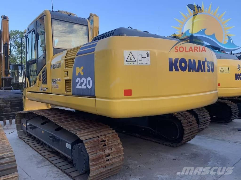 Komatsu PC 220 大型油圧ショベル12t以上（パワーショベル・ユンボ）