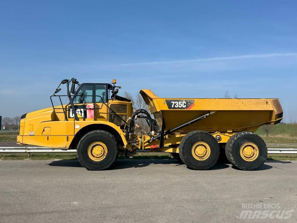 CAT 735C アーティキュレート式ダンプトラック