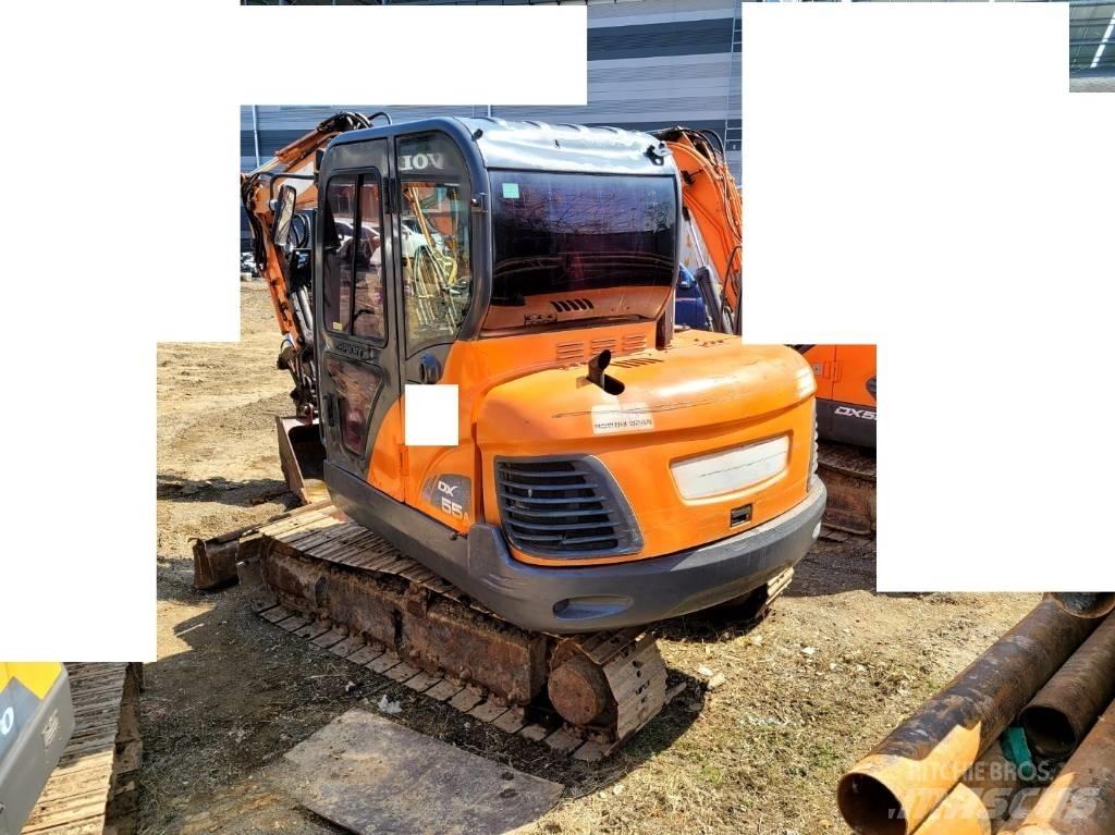 Doosan DX 55 ミニ油圧ショベル 7t以下（ミニユンボ・ミニディガー）
