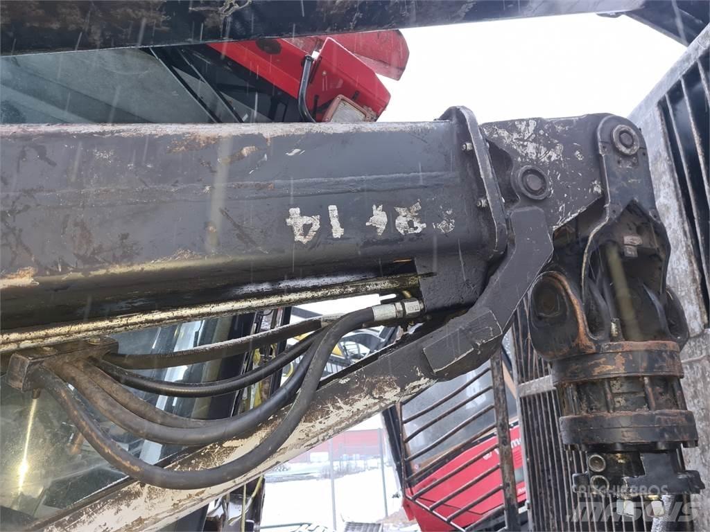 Valmet 890.3 フォワーダー