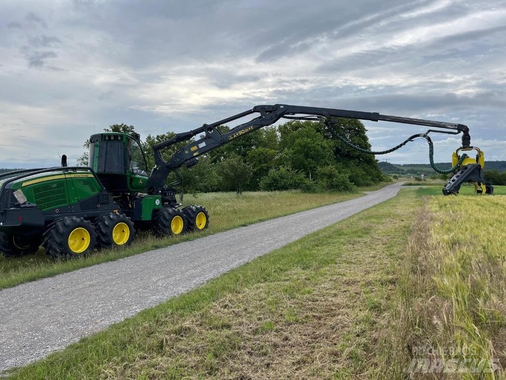 John Deere 1170G ハーベスター