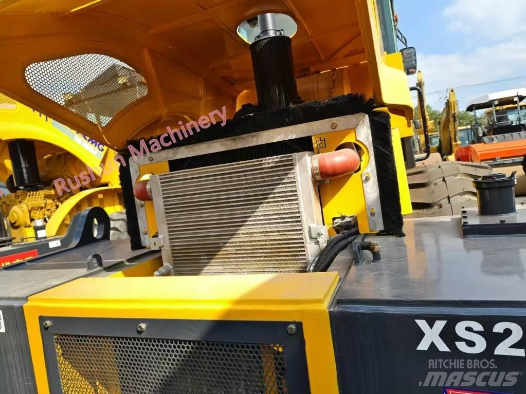 XCMG XS 263 J 振動ローラ