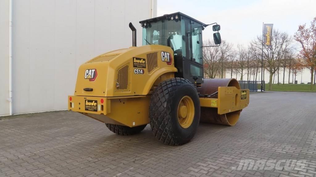 CAT CS14 振動ローラ