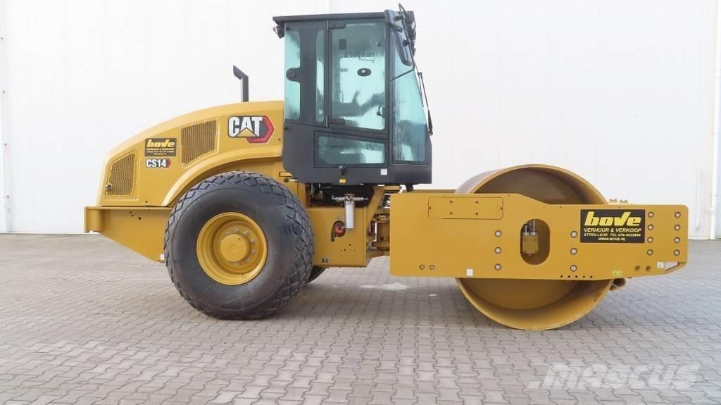 CAT CS14 振動ローラ