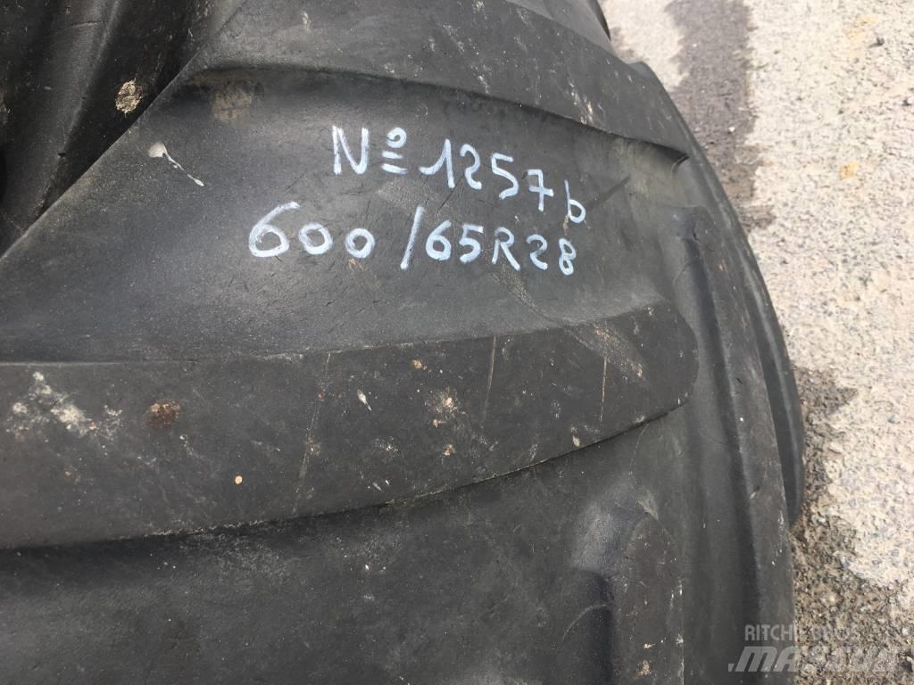 Michelin 600/65R28 タイヤ、ホイル、リム