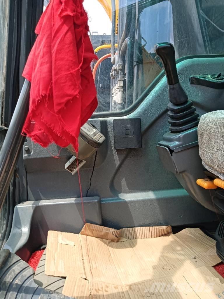 Volvo EC 210 大型油圧ショベル12t以上（パワーショベル・ユンボ）