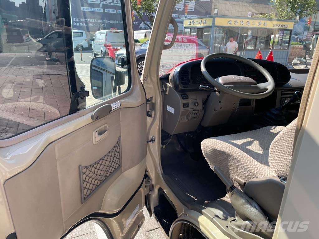 Toyota Coaster Bus マイクロバス