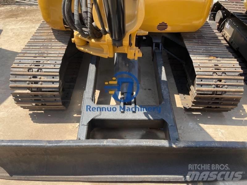 CAT 304 C CR ミニ油圧ショベル 7t以下（ミニユンボ・ミニディガー）