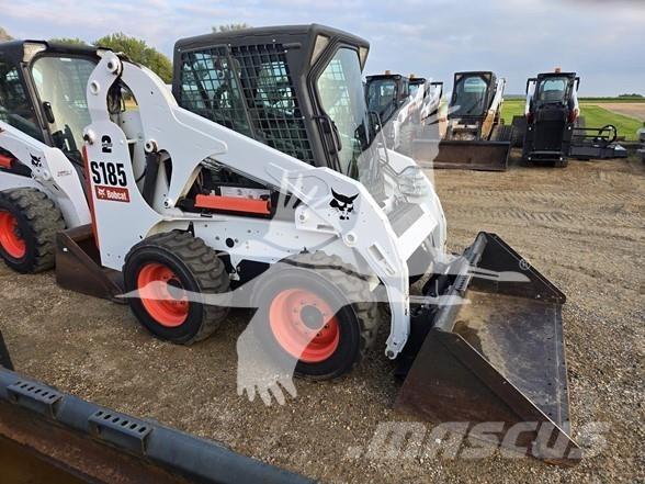 Bobcat S185 スキッドステアローダー