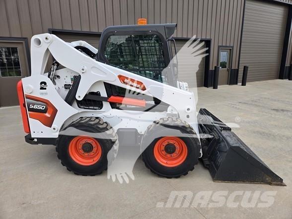 Bobcat S650 スキッドステアローダー