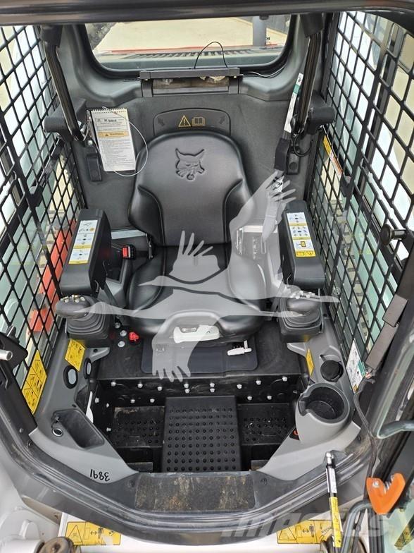 Bobcat S650 スキッドステアローダー