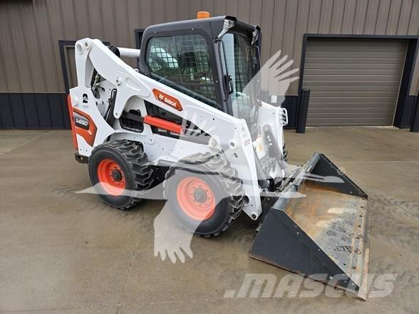 Bobcat S650 スキッドステアローダー