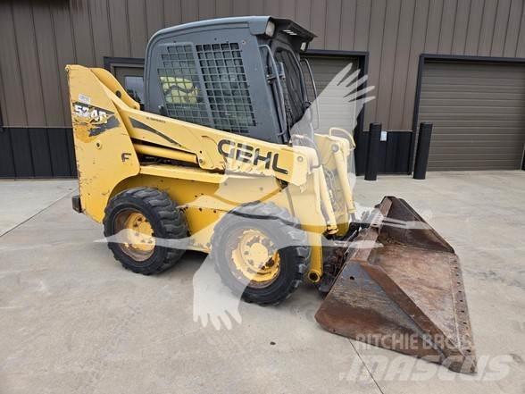 Gehl 5240E スキッドステアローダー