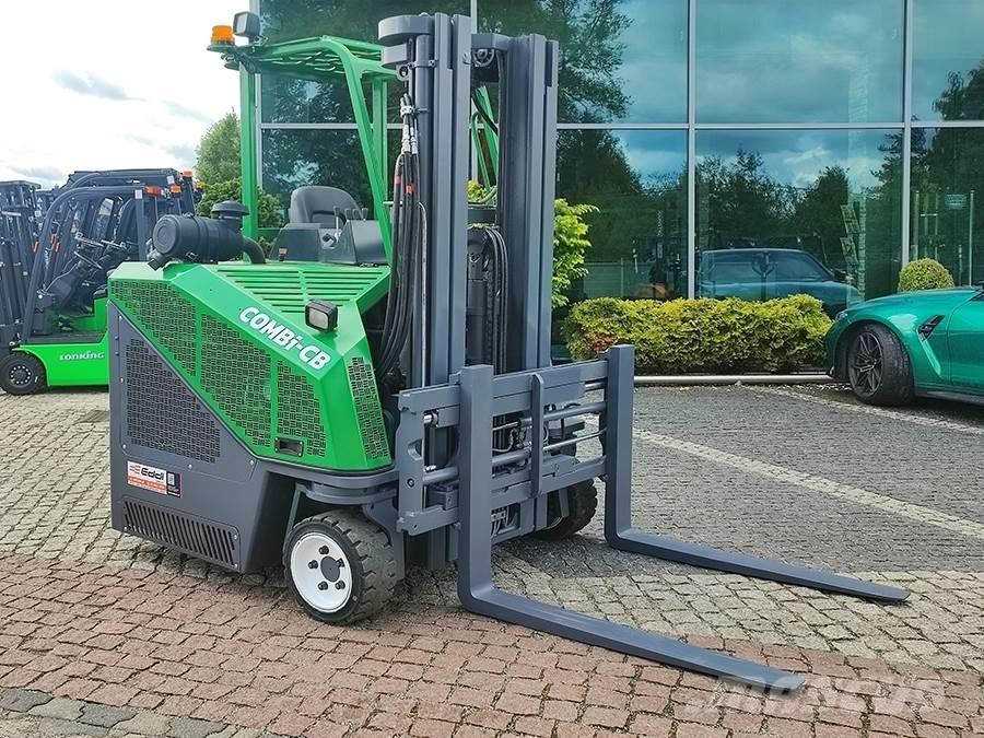 Combilift C2500CB 全方向リーチ型フォークリフト