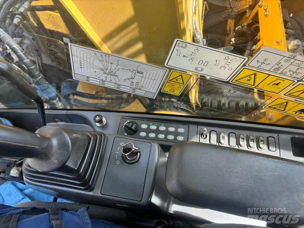 CAT 311 F LRR 大型油圧ショベル12t以上（パワーショベル・ユンボ）