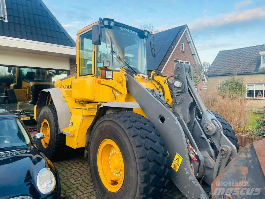 Volvo L90E ホイールローダー・タイヤショベル