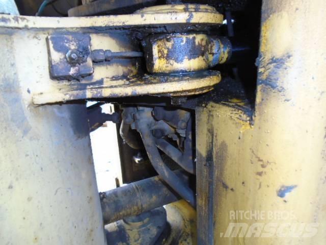 CAT 930 ホイールローダー・タイヤショベル
