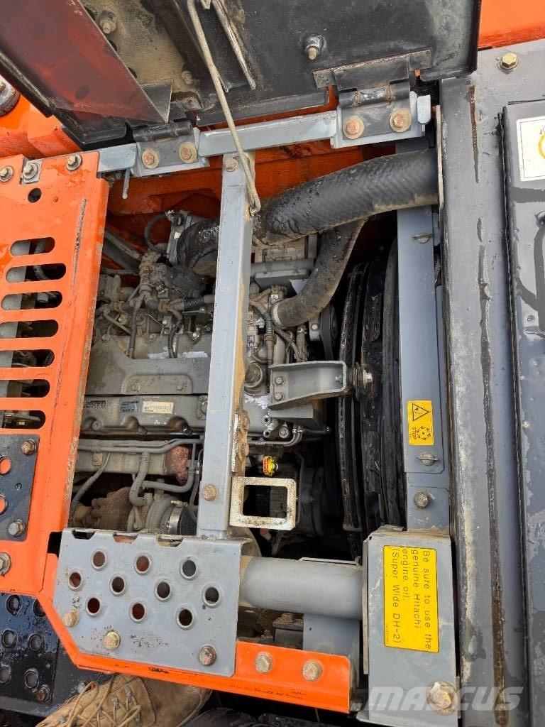 Hitachi ZX 135 US-5B 大型油圧ショベル12t以上（パワーショベル・ユンボ）