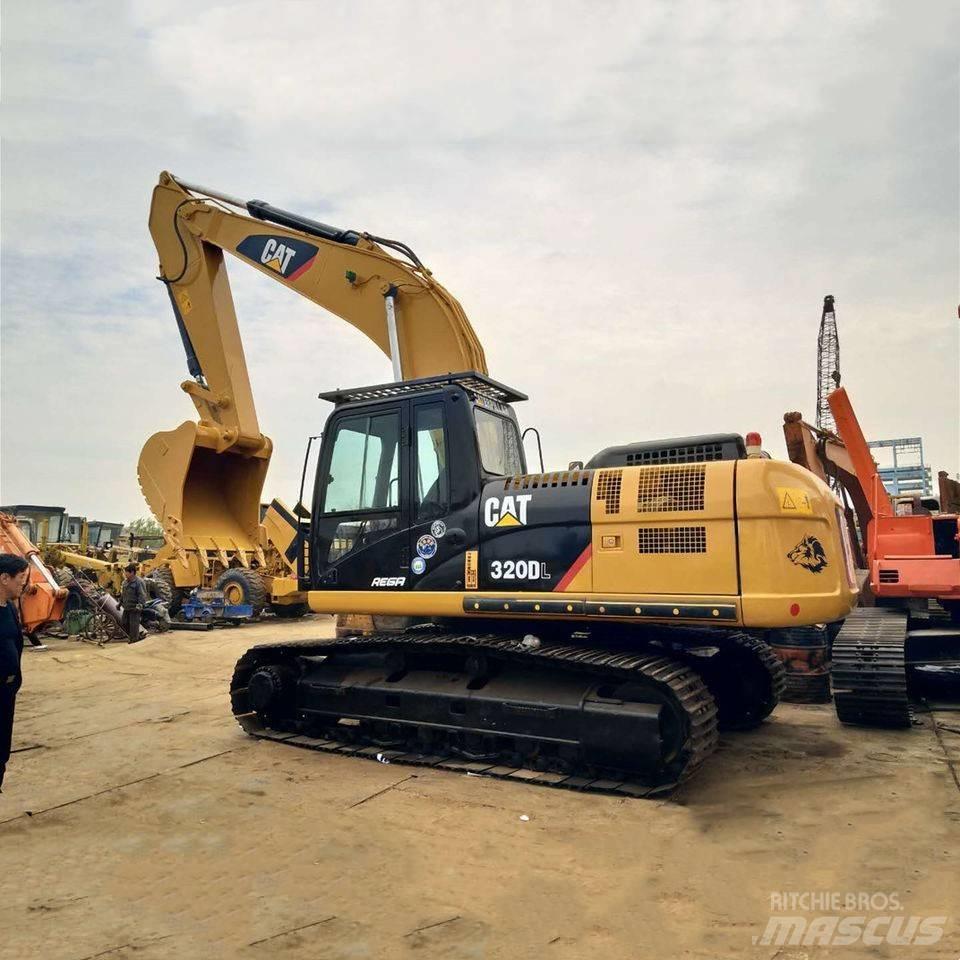 CAT 320D 大型油圧ショベル12t以上（パワーショベル・ユンボ）