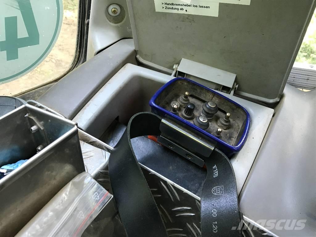 Deutz TTV 1690 スキッダー