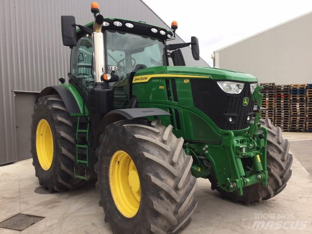 John Deere 6R250 トラクター