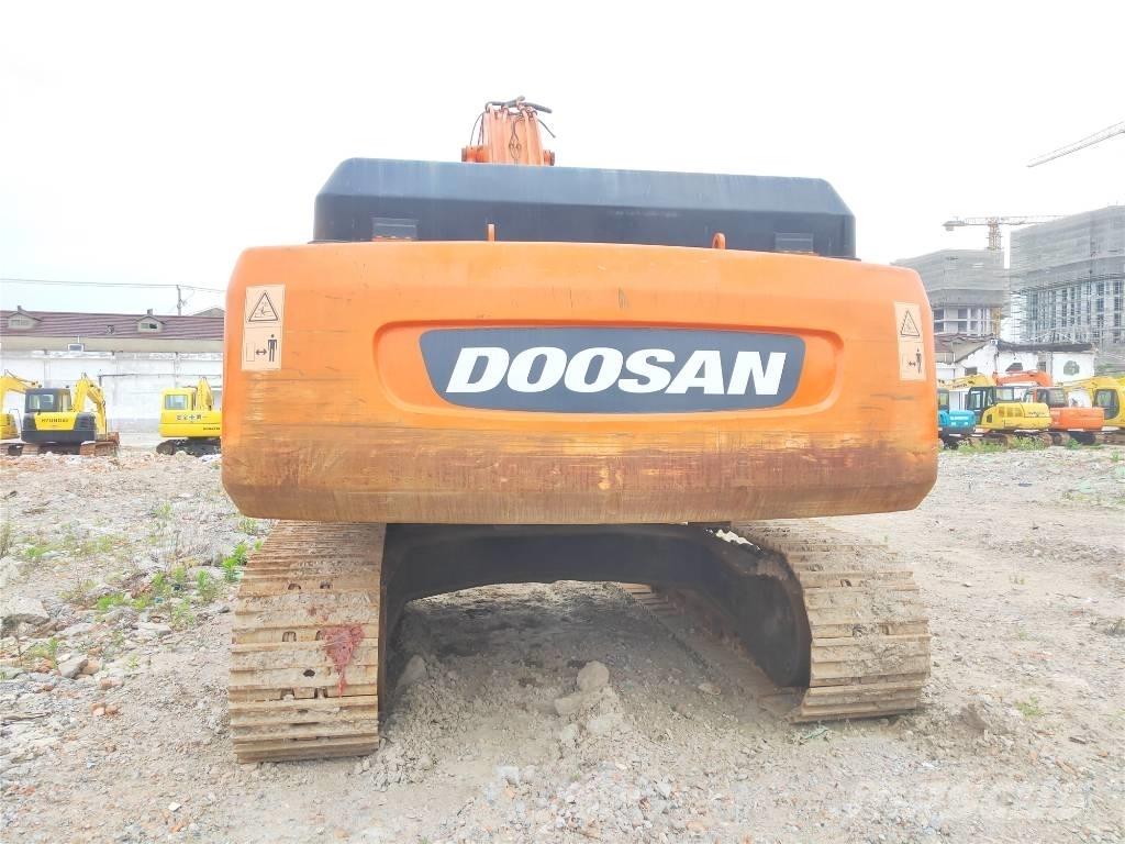 Doosan DH300LC-7 大型油圧ショベル12t以上（パワーショベル・ユンボ）