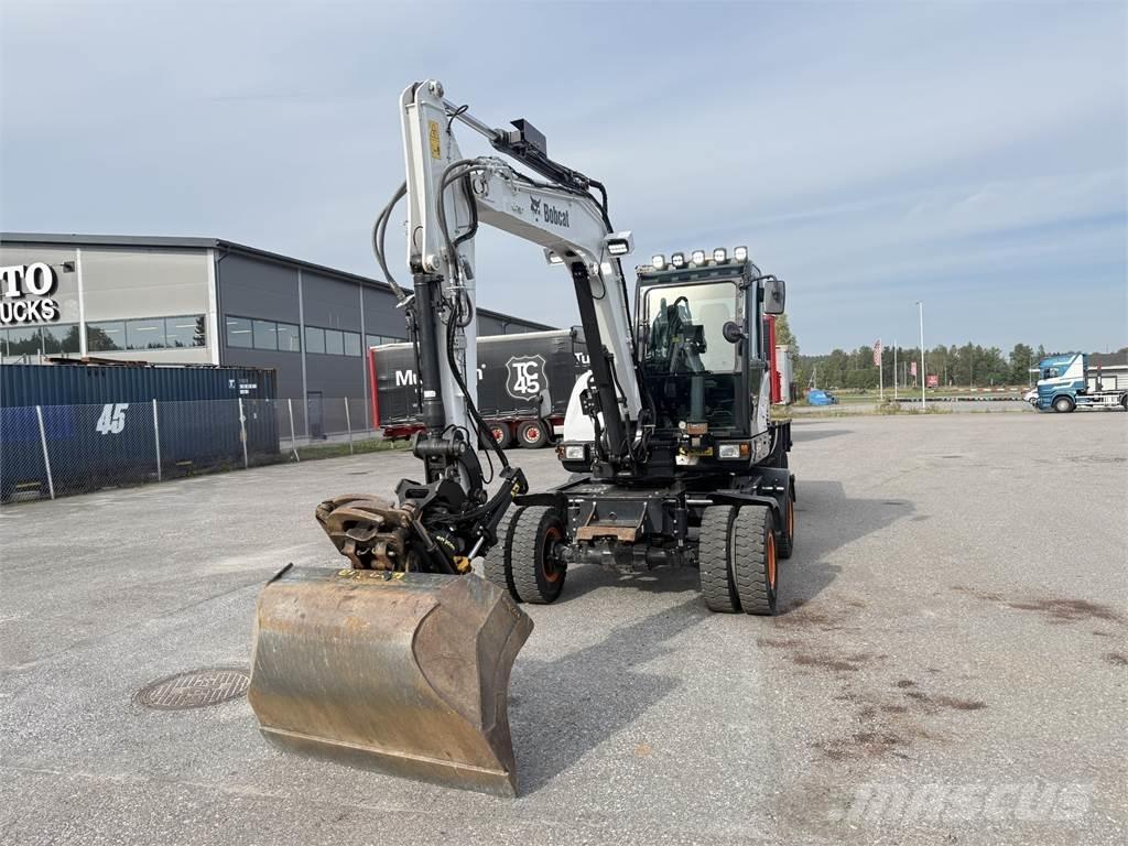 Bobcat E57W ホイール式油圧ショベル（パワーショベル・ユンボ・バックホー）