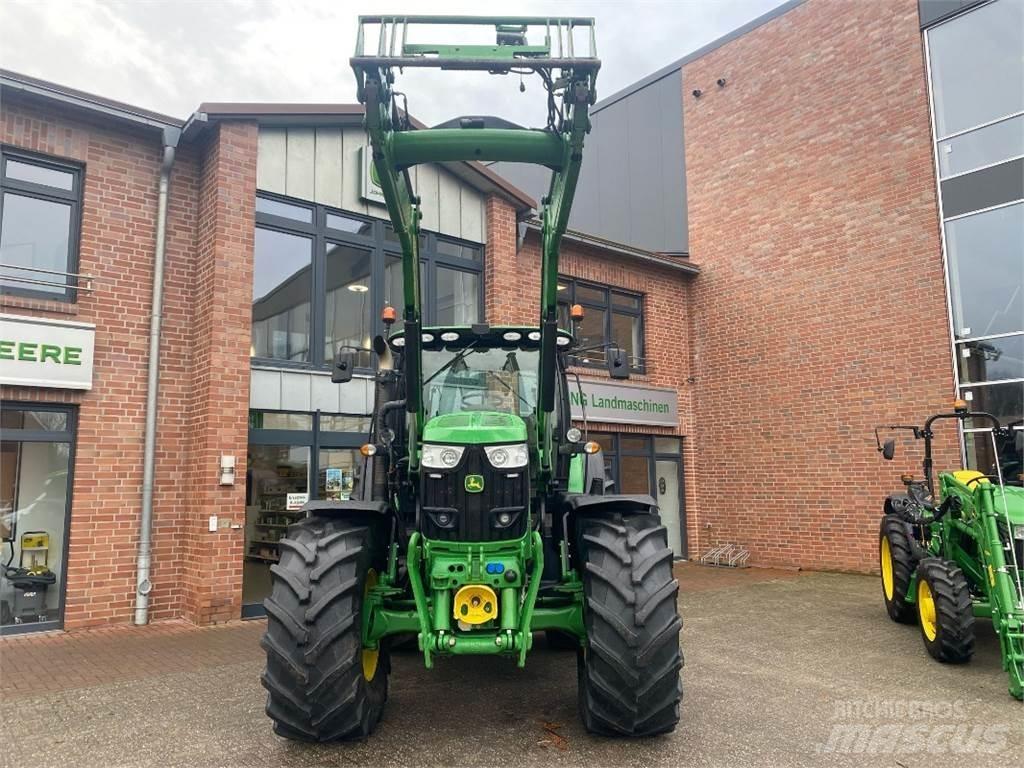 John Deere 6210R トラクター