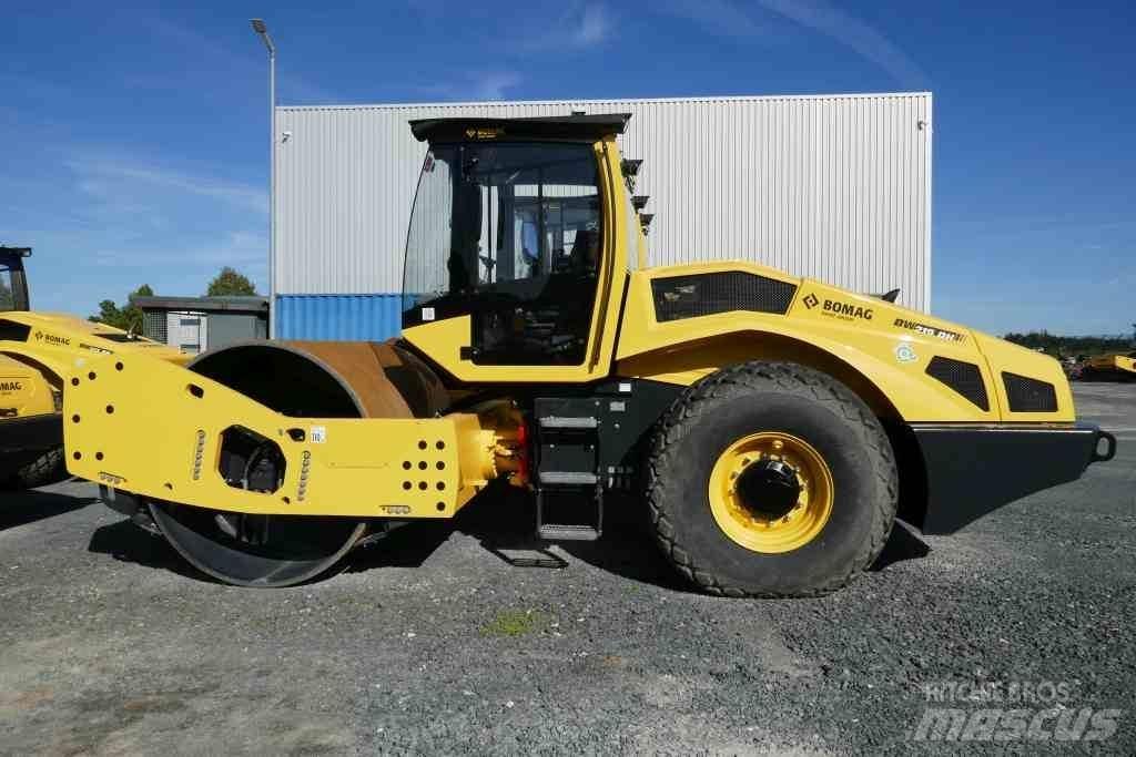 Bomag BW 219 DH-5 ソイルコンパクター