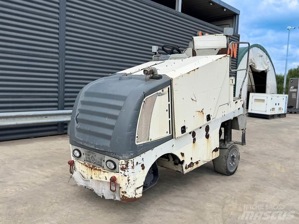 Wirtgen W 50 DC アスファルトコールドミリングマシーン