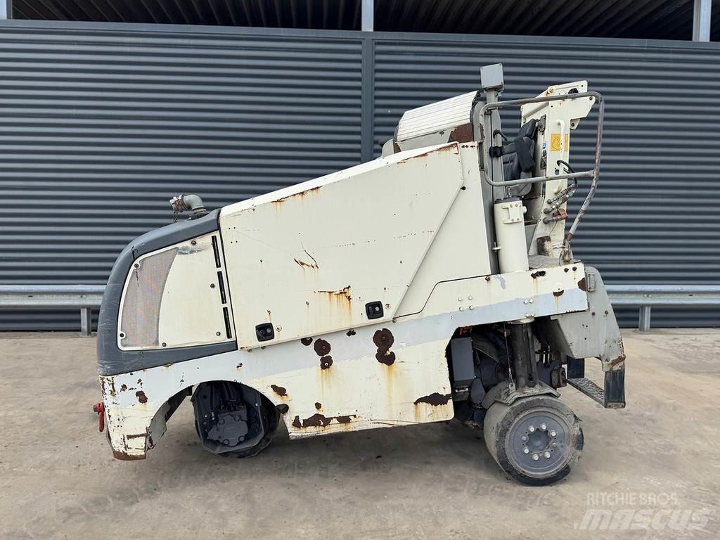 Wirtgen W 50 DC アスファルトコールドミリングマシーン