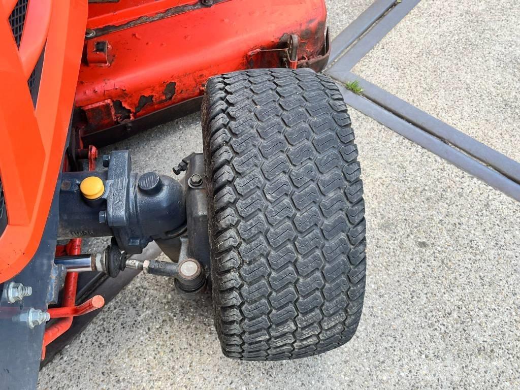 Kubota BX 2350 コンパクトトラクター