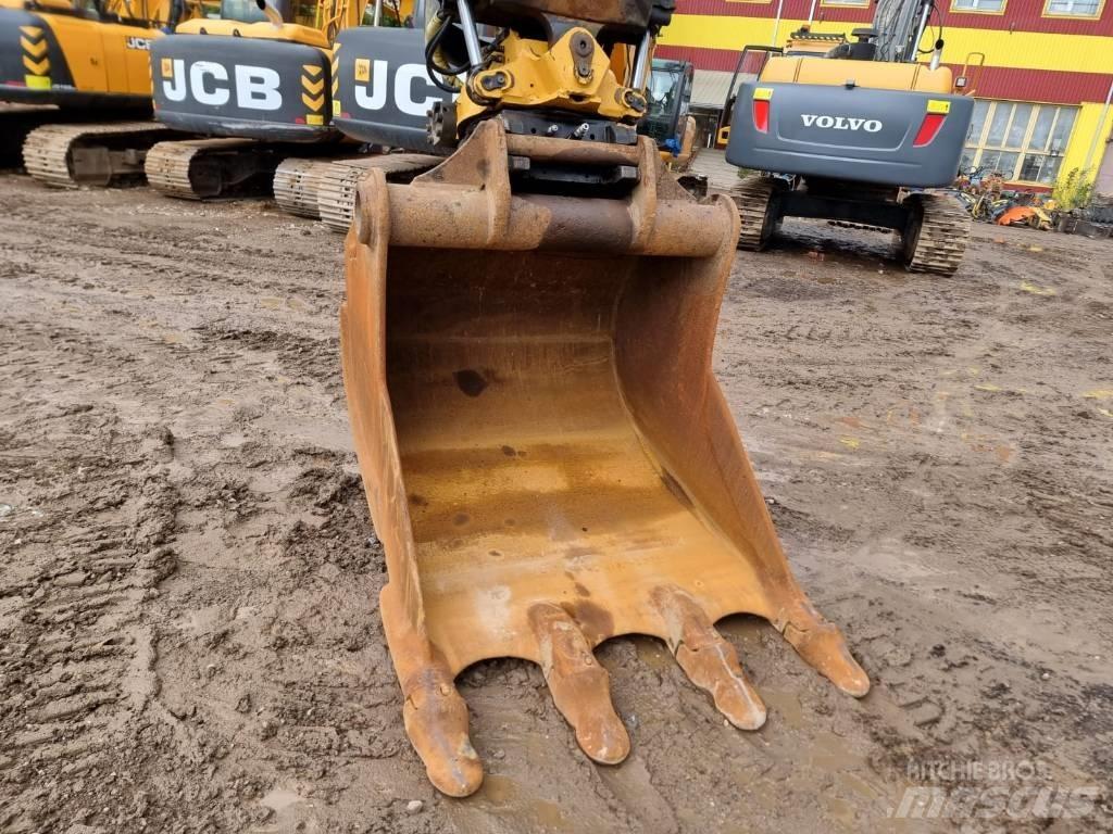 Volvo EC 220 DL 大型油圧ショベル12t以上（パワーショベル・ユンボ）