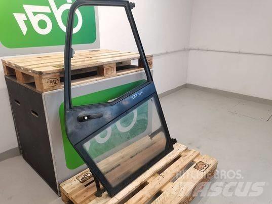 CAT TH 407 door キャビン及び内装