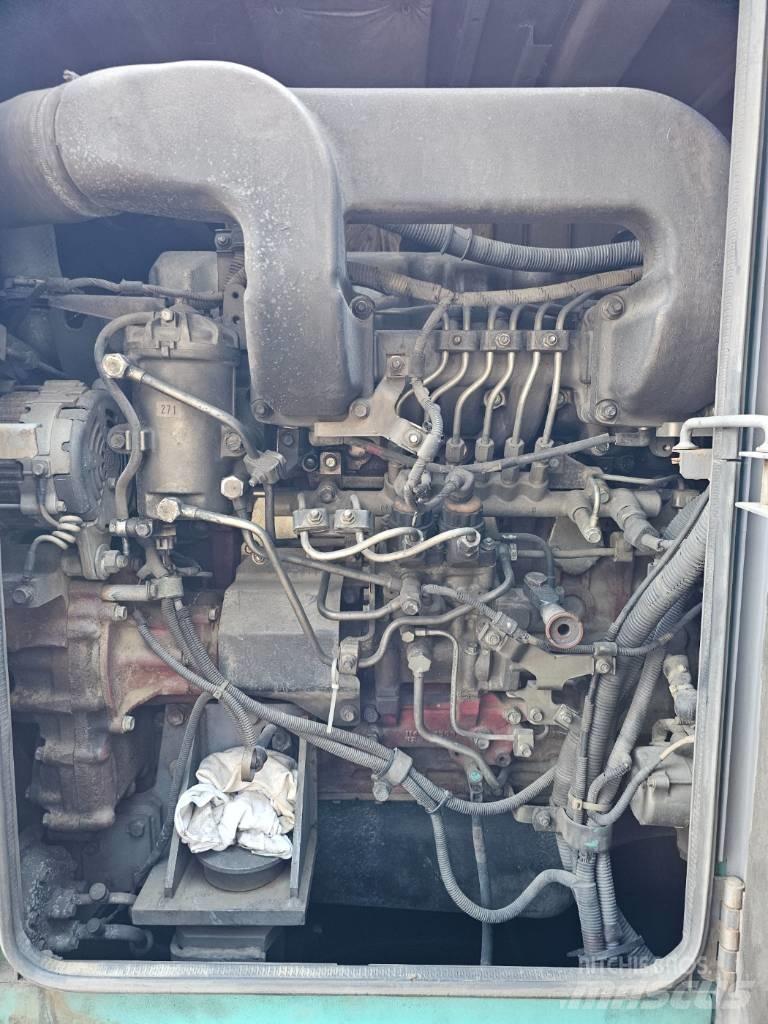 Kobelco CKE 2500-2 クローラクレーン