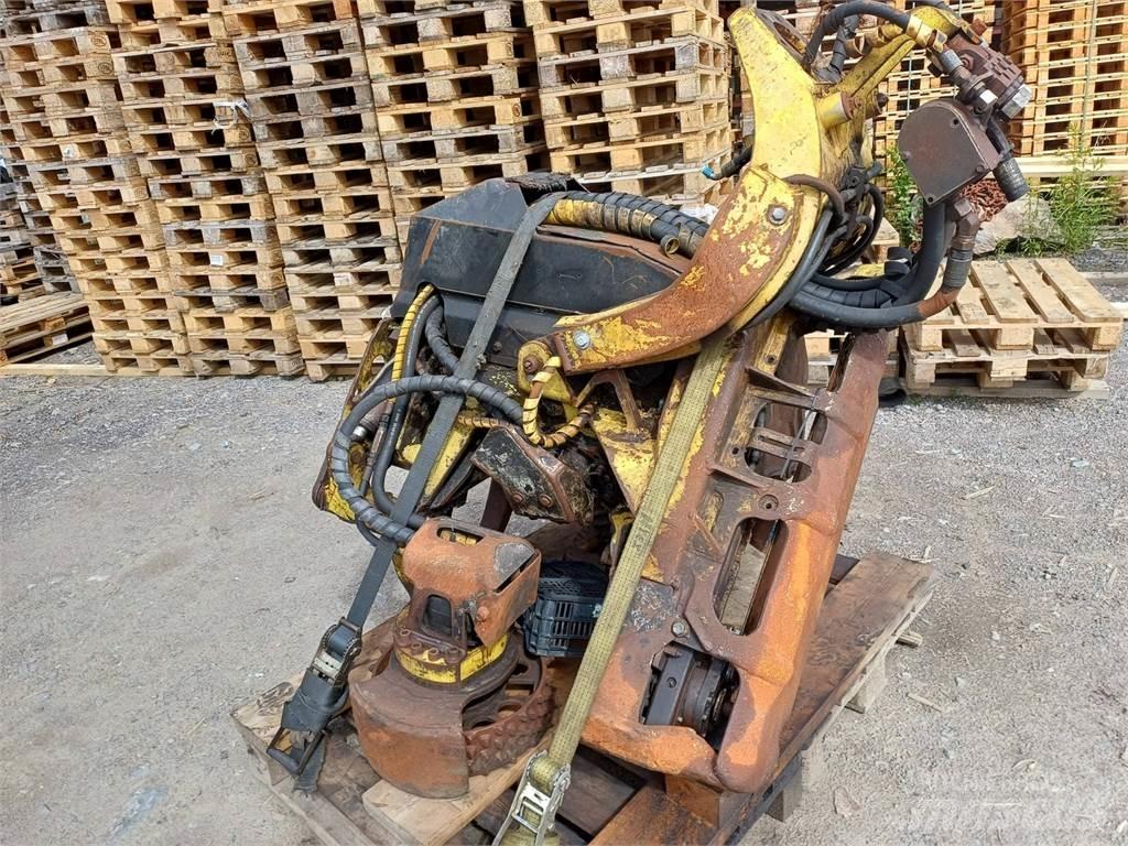 John Deere 480 ハーベスタヘッド