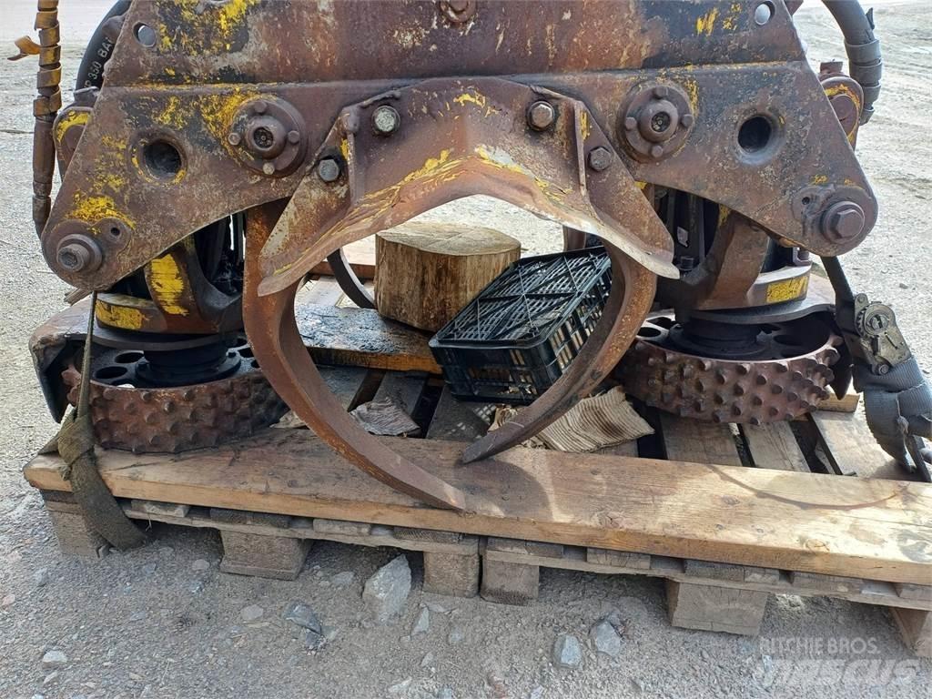 John Deere 480 ハーベスタヘッド